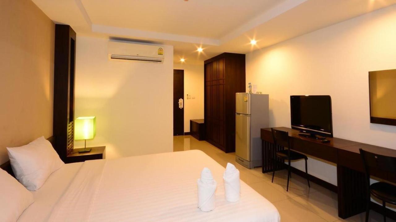 Tycoon Suite By Goad Avadhess Hospitality 1Km Walking Street Pattaya Beach Exterior photo