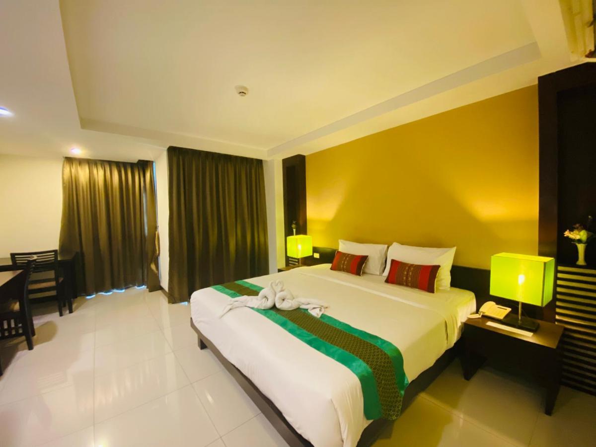 Tycoon Suite By Goad Avadhess Hospitality 1Km Walking Street Pattaya Beach Exterior photo