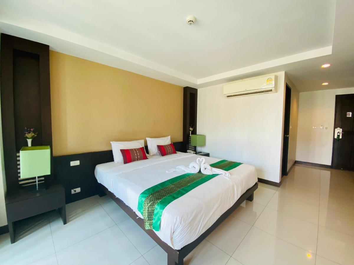 Tycoon Suite By Goad Avadhess Hospitality 1Km Walking Street Pattaya Beach Exterior photo