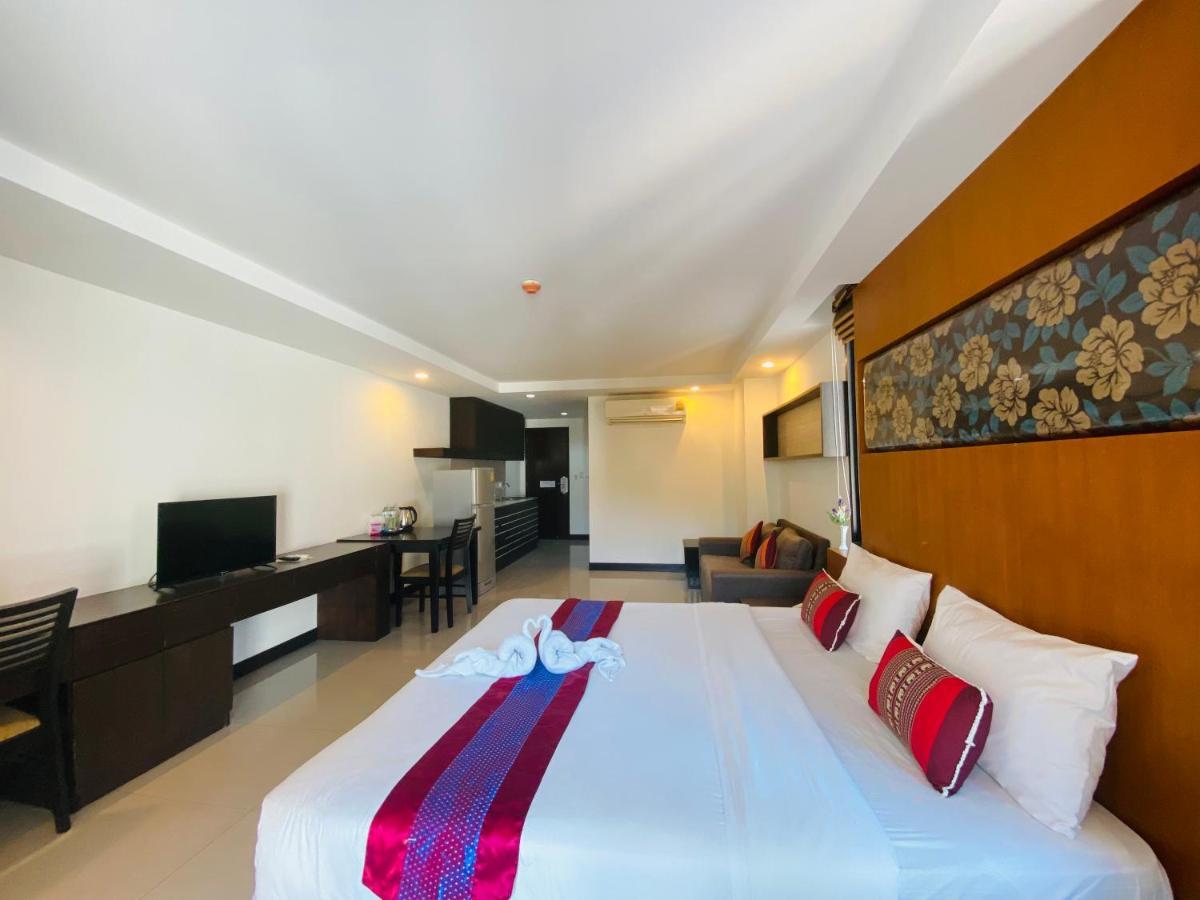 Tycoon Suite By Goad Avadhess Hospitality 1Km Walking Street Pattaya Beach Exterior photo
