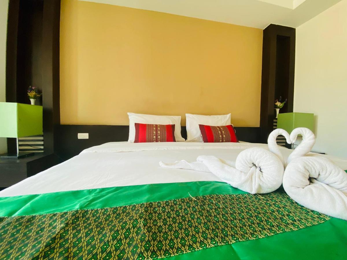 Tycoon Suite By Goad Avadhess Hospitality 1Km Walking Street Pattaya Beach Exterior photo