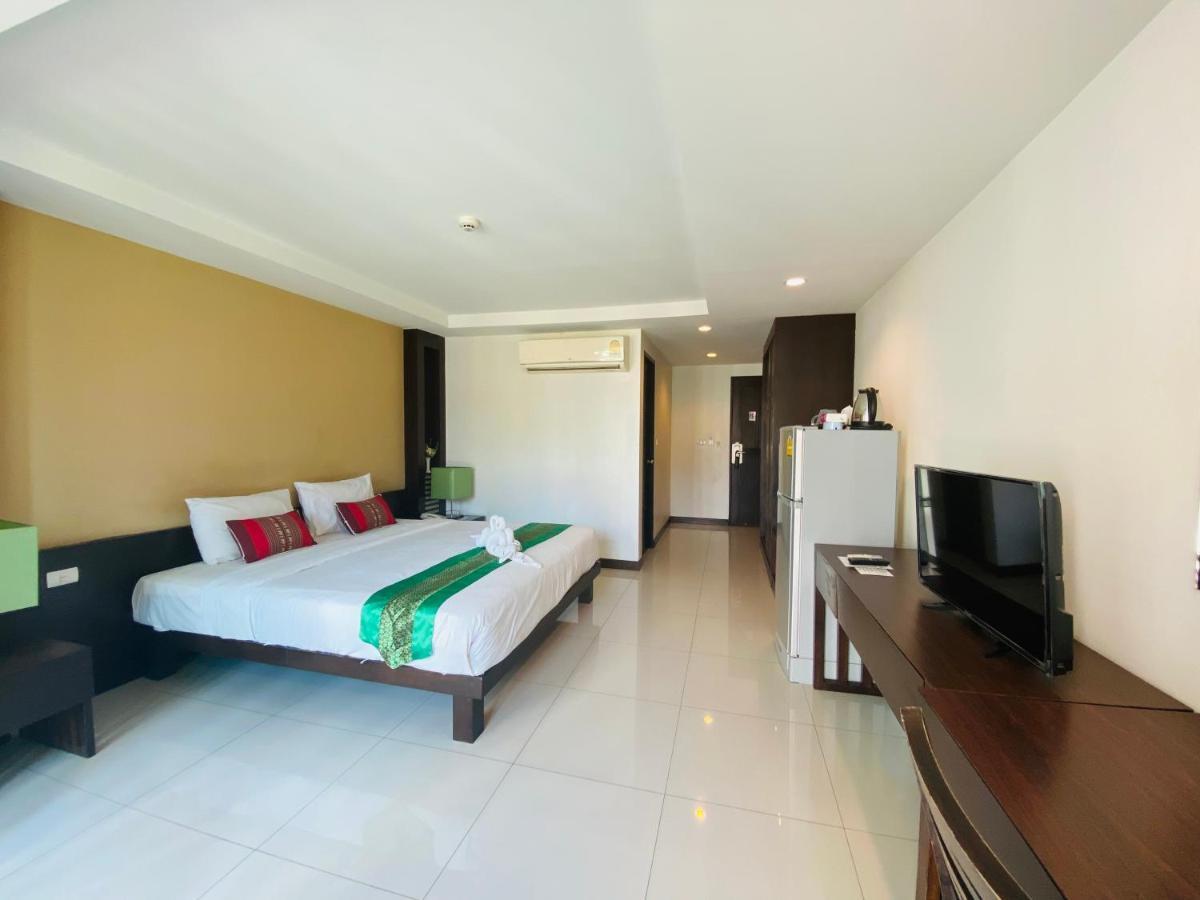 Tycoon Suite By Goad Avadhess Hospitality 1Km Walking Street Pattaya Beach Exterior photo